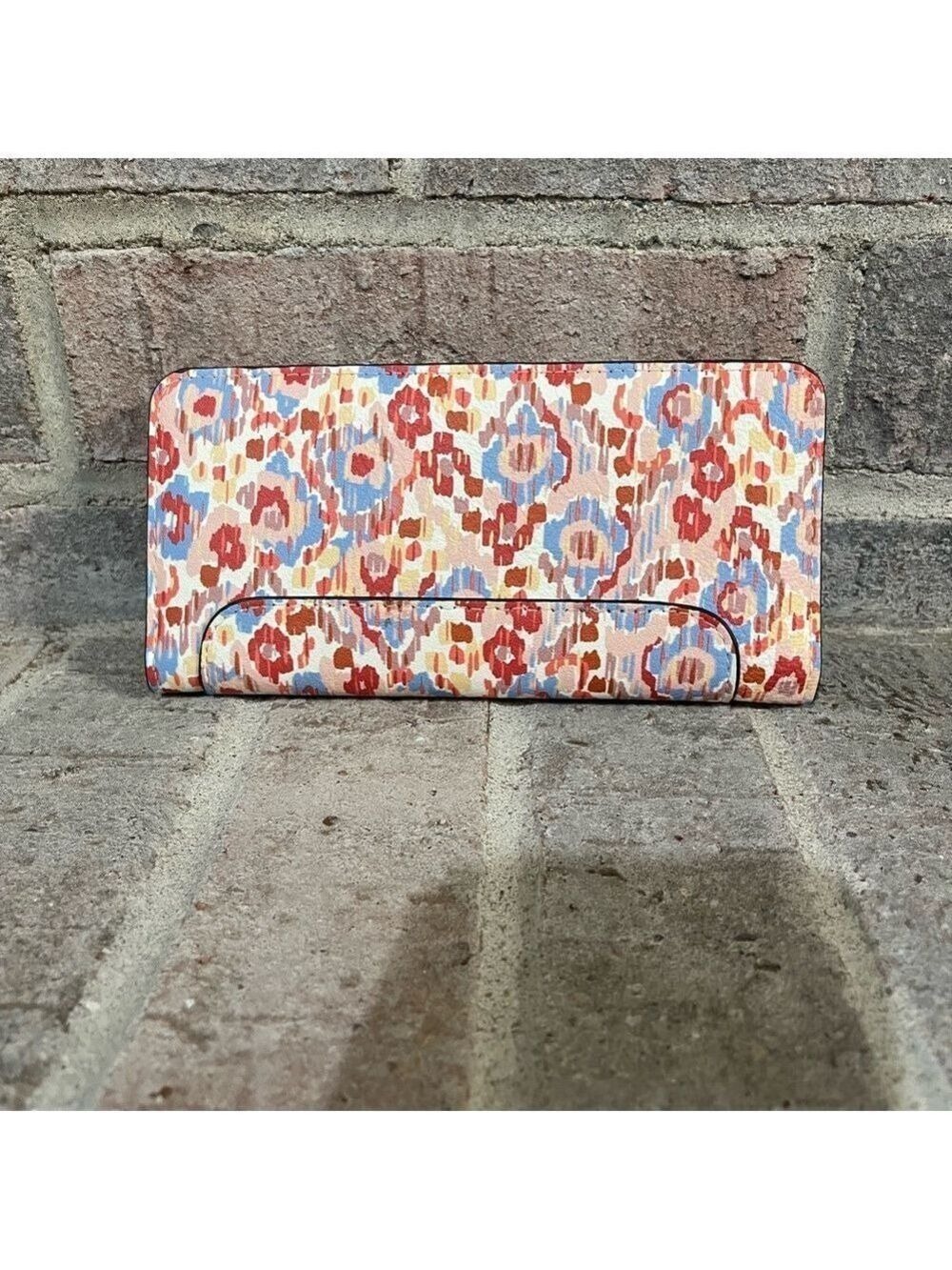 Colorful Patterned Clutch